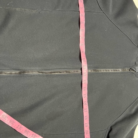 Fabletics black hooded jacket size small - Picture 7 of 8